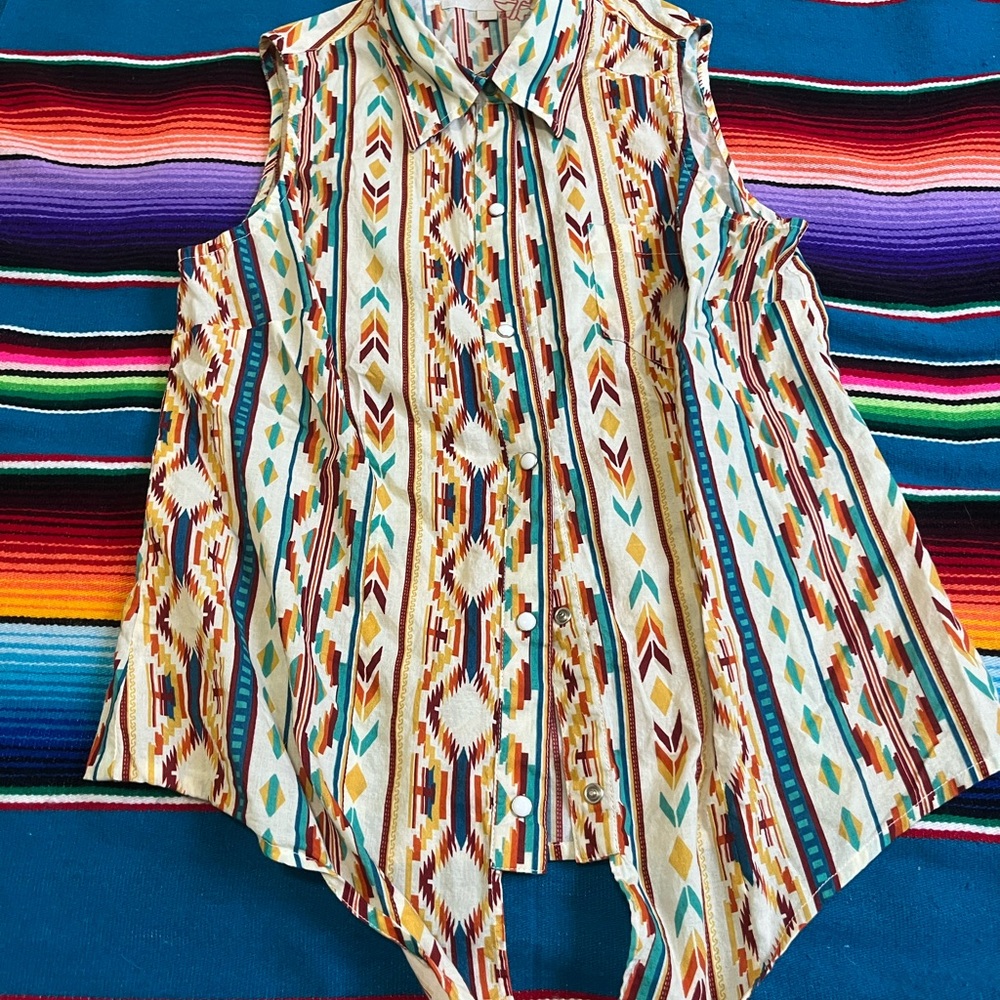 Tin Haul Multicolor Southwestern Print Sleeveless Button Front Top
